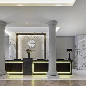 Titanic Gendarmenmarkt Otel